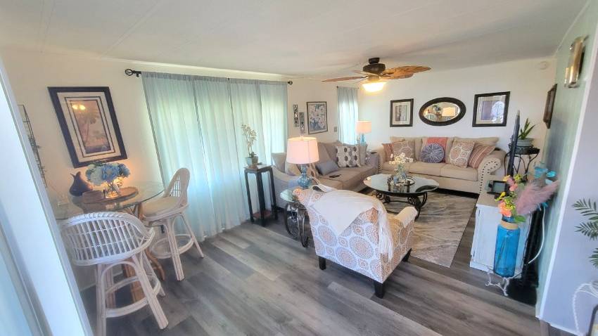 161 Juniper Dr. West a Dundee, FL Mobile or Manufactured Home for Sale